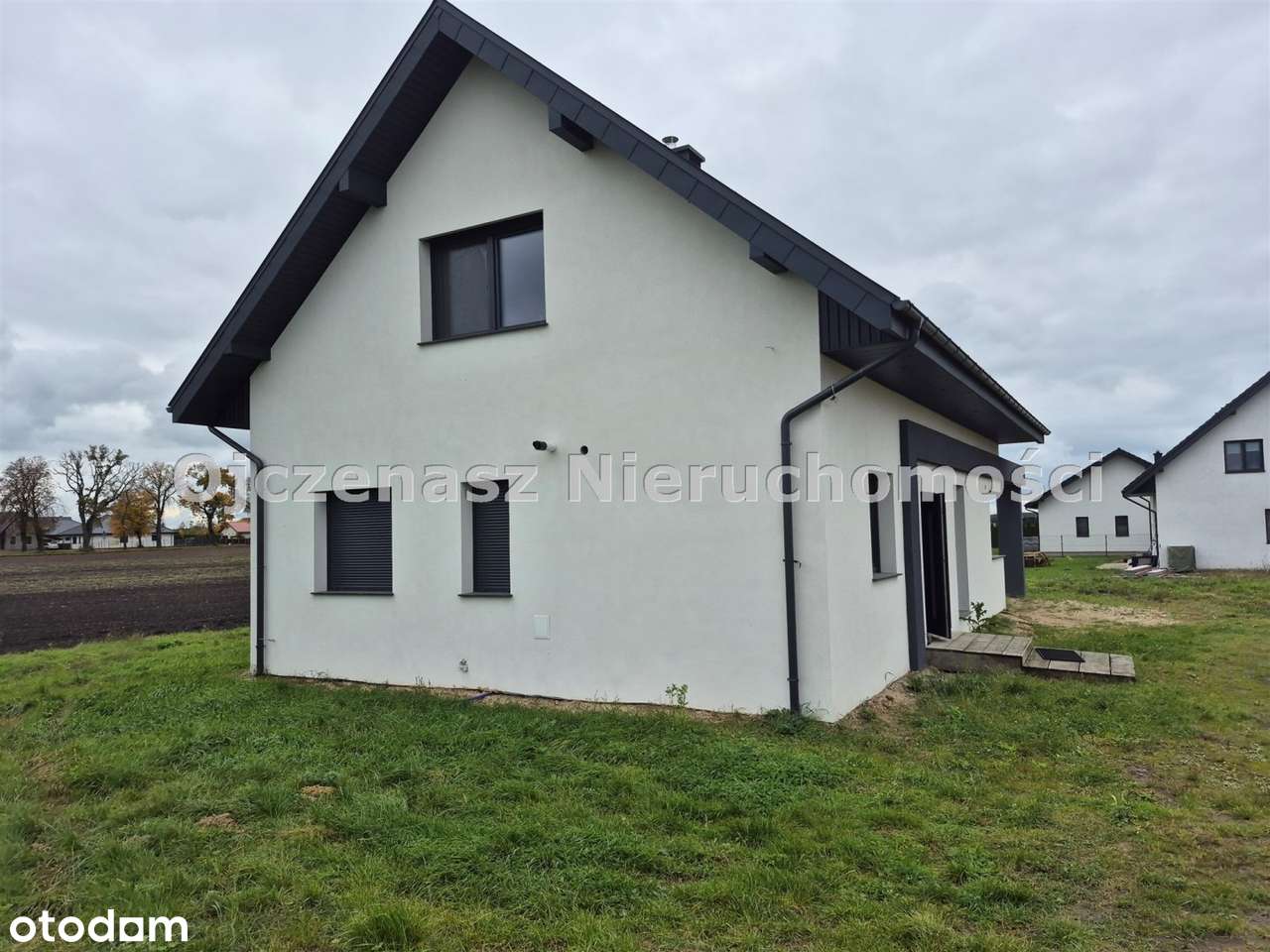 Nowy dom w Dobrczu-2