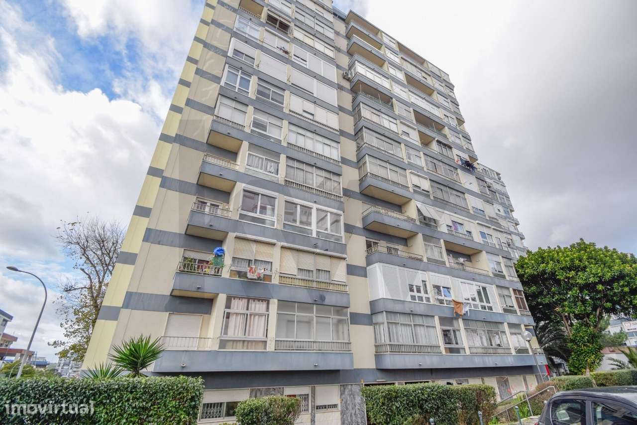 T3 com Sala Dupla em Carnaxide-25