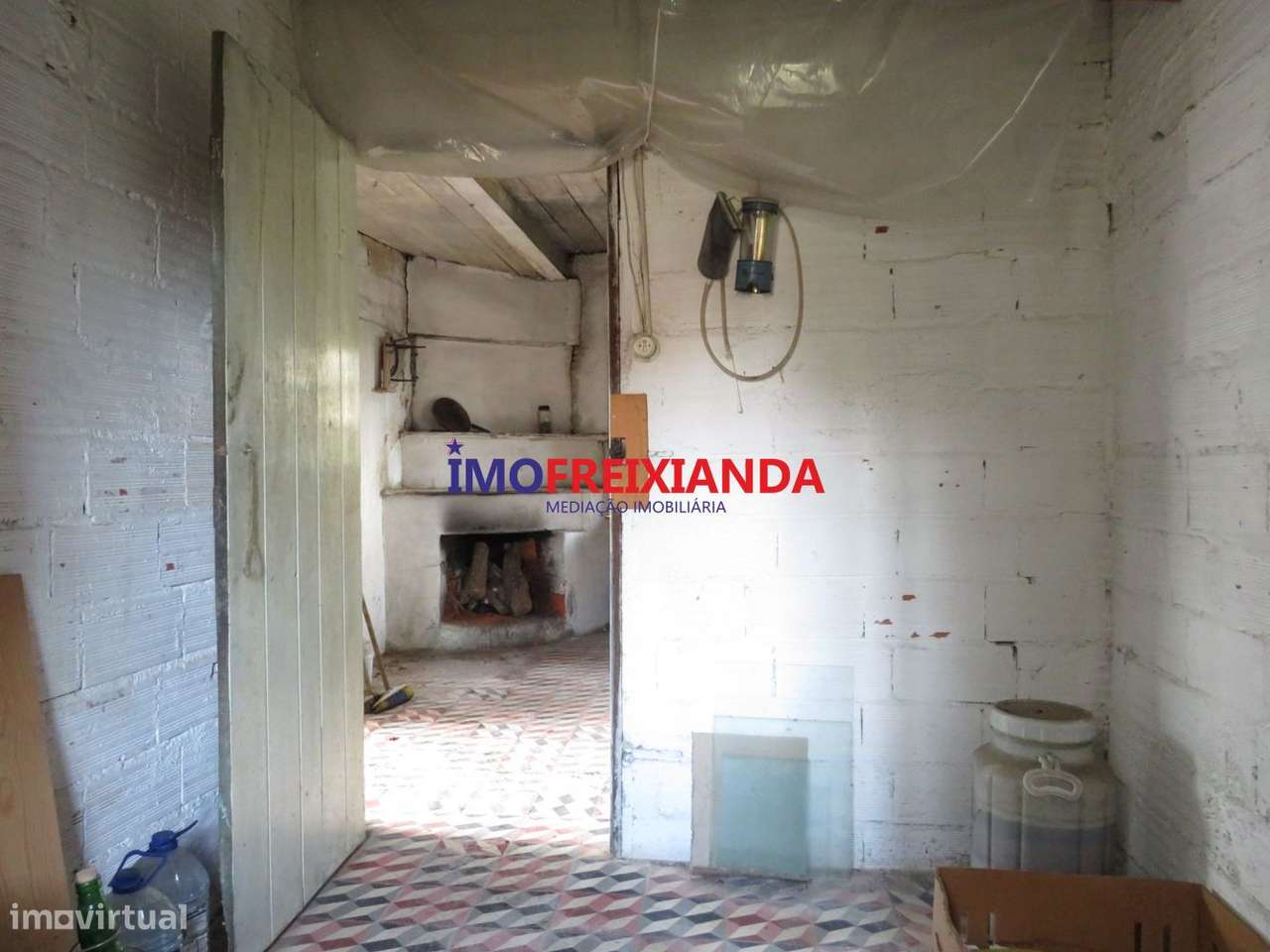 Moradia T2 - Casal dos Bernardos-11