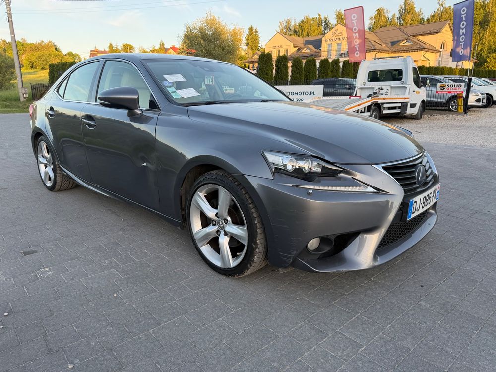 Lexus IS III 300h Business 2014