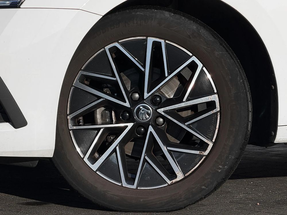 Skoda Octavia 1.5 TSI ACT Ambition 150 KM — zdjęcie 5