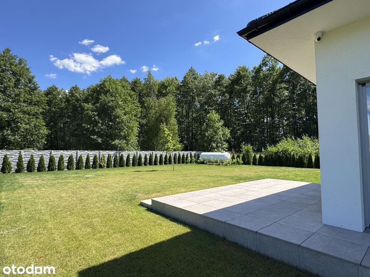 Nowoczesny, parterowy dom z pięknym ogrodem!-5