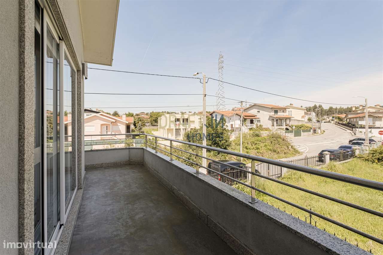 Moradia Isolada T3 Venda em Nogueira da Regedoura,Santa Maria da Feira-27
