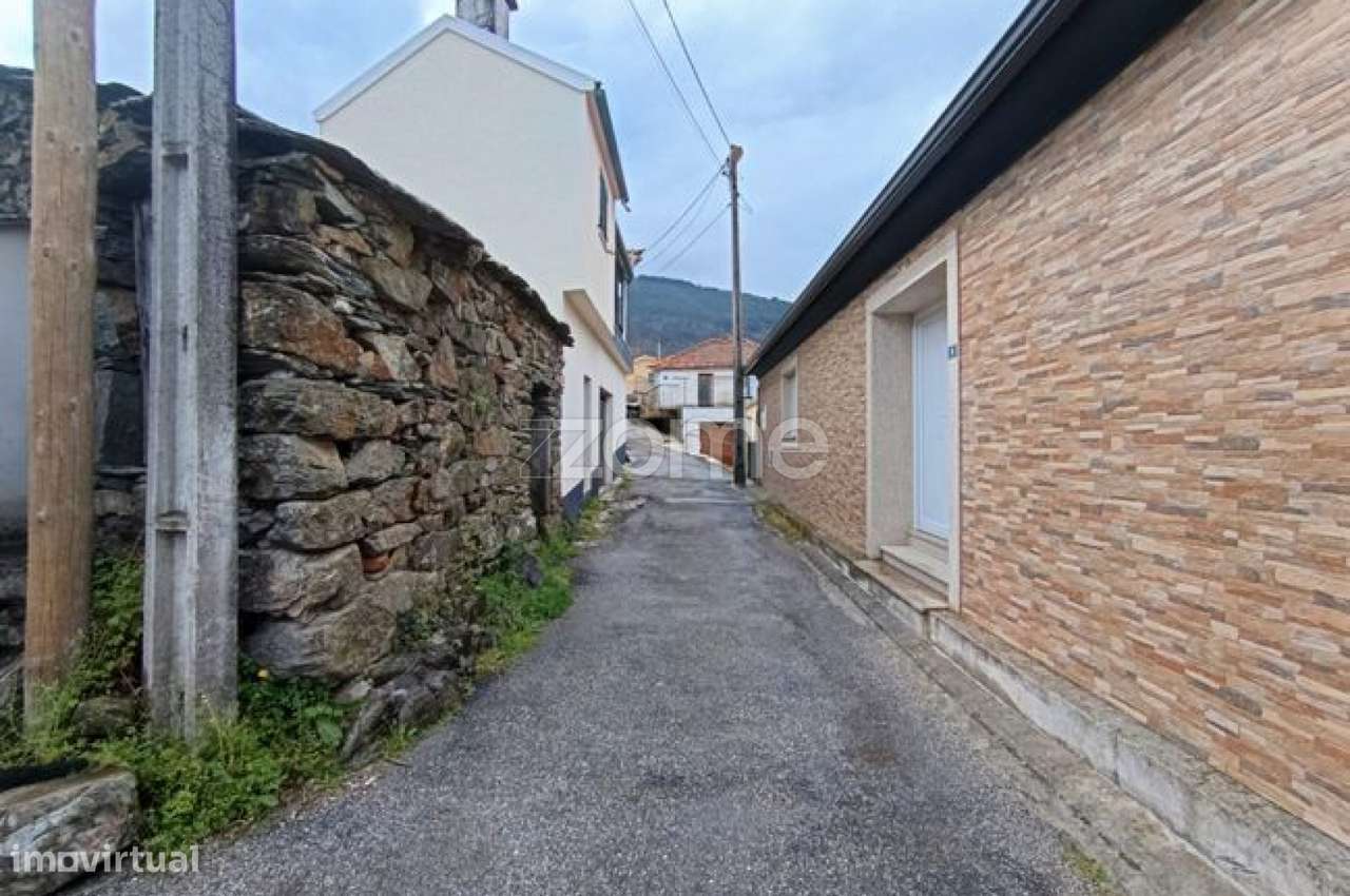 4 casas em Cotorinho | Campeã a 12 min. Vila Real - Grande imagem: 4/54