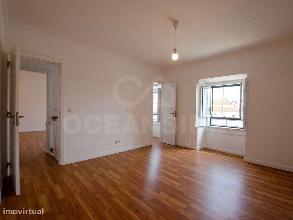 T2 no centro de Porto Salvo - Grande imagem: 3/18