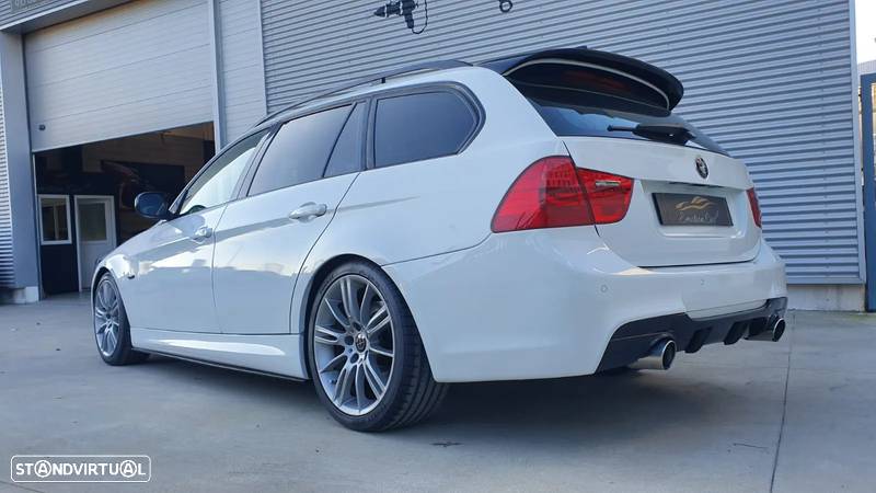 BMW 318 d Touring Pack M - 14