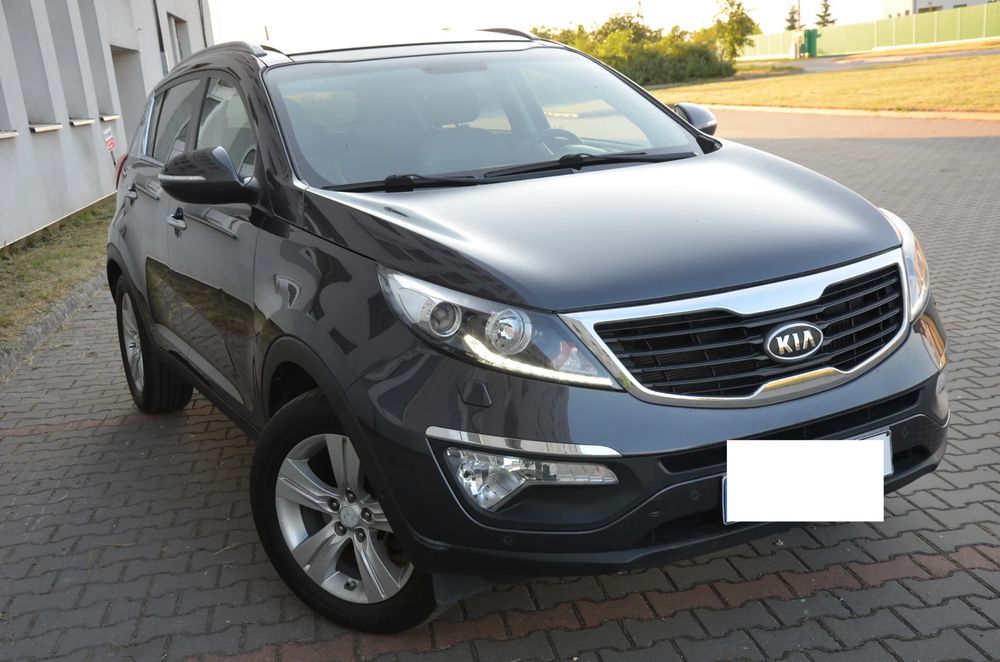 Kia Sportage III (2010-2015) 1.7 CRDI 2WD ISG Dream-Team Edition 2012