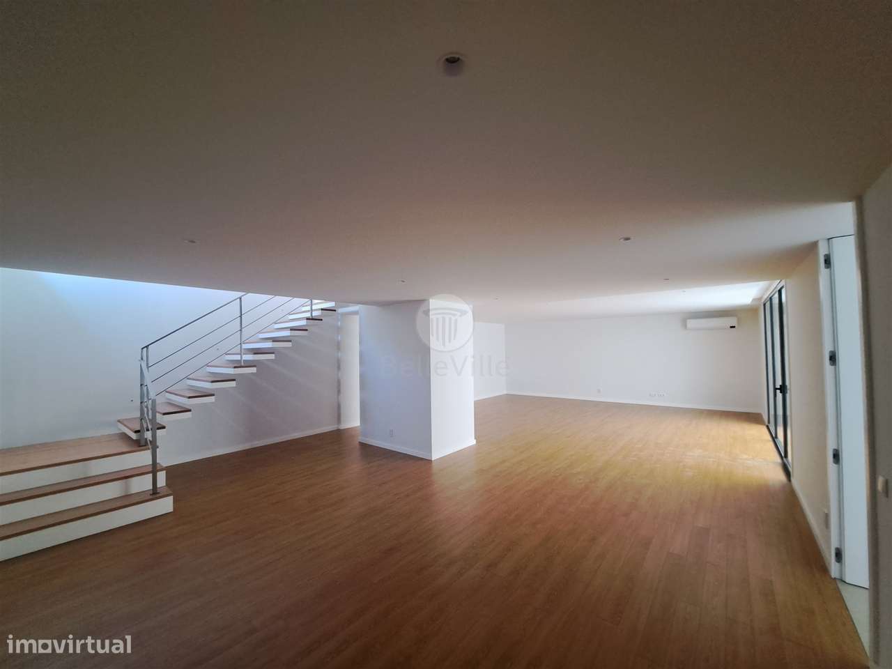 Moradia de gaveto em Palmeira, Braga-9