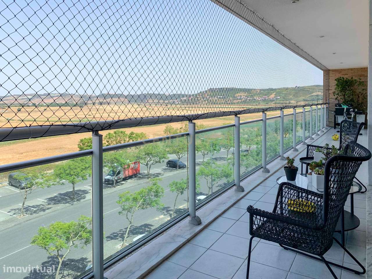 Apartamento T4 no Infantado de excelência, conforto e vista sobre a le-8