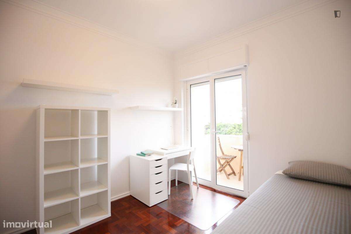 Quarto - localizado em Oeiras Lisbon - Grande imagem: 5/10