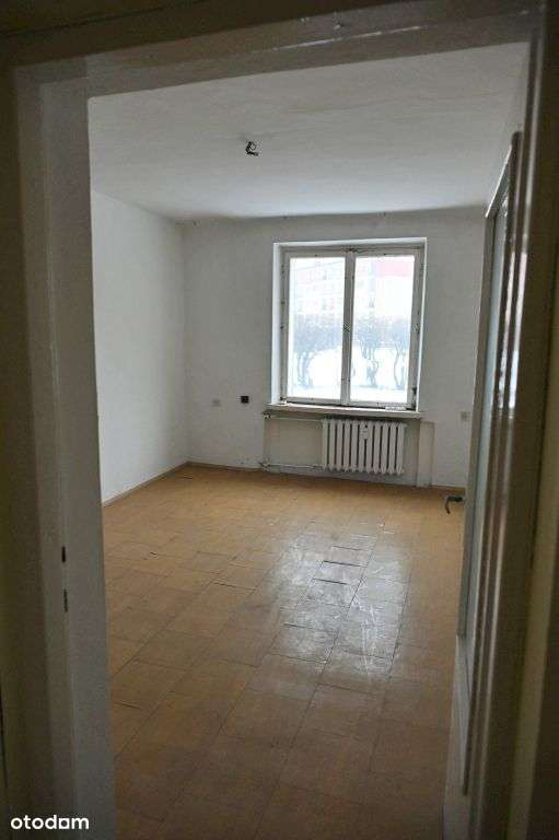 Trzypokojowe mieszkanie na parterze w otoczeniu la-1