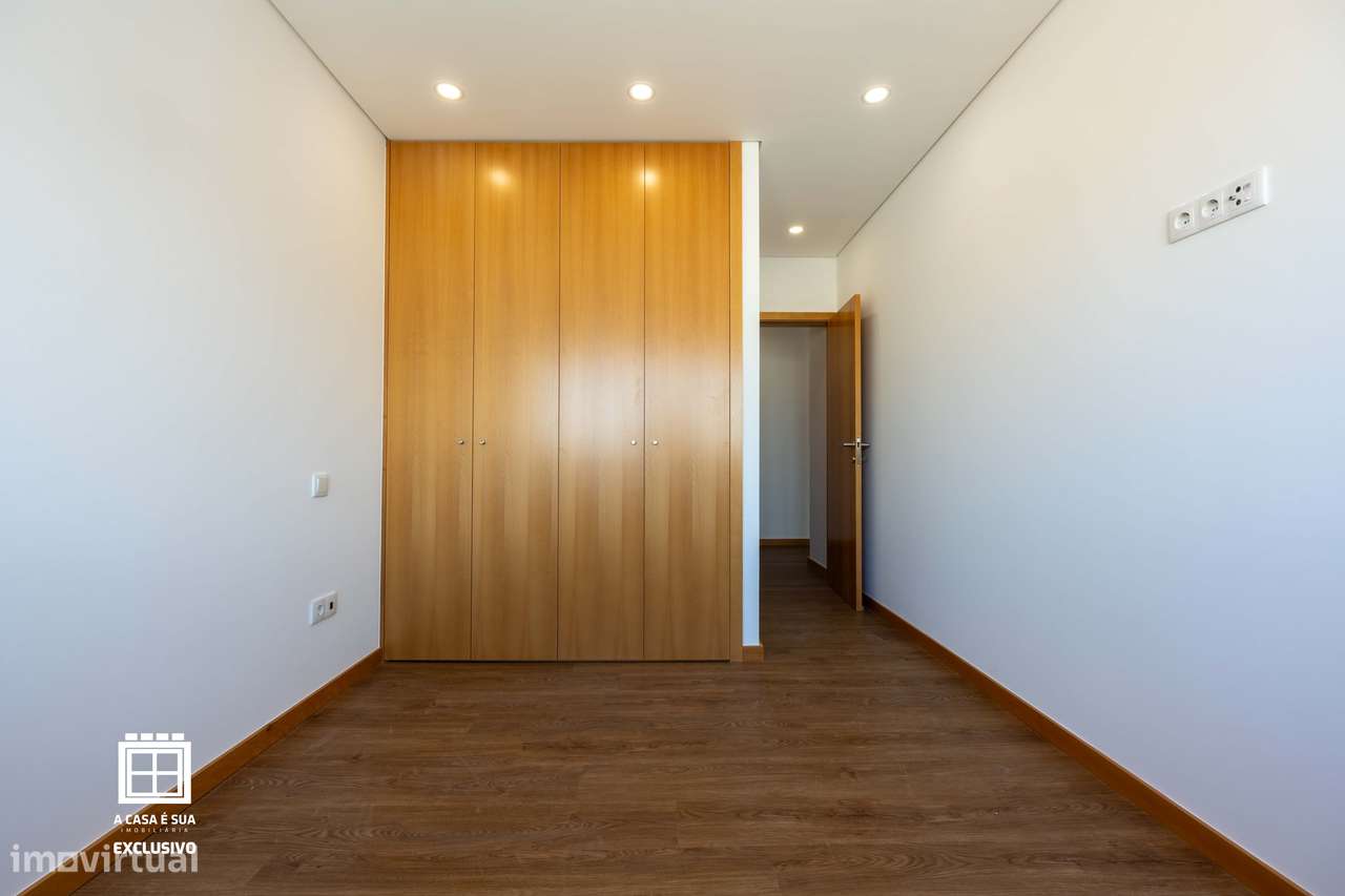 Apartamento T1 novo pronto habitar 78m2 area total-9