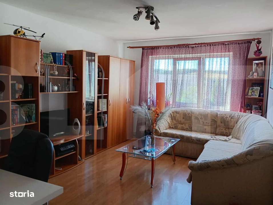 Apartament cu 3 camera, 71,4 mp, Simeria - Imagine principală: 1/7