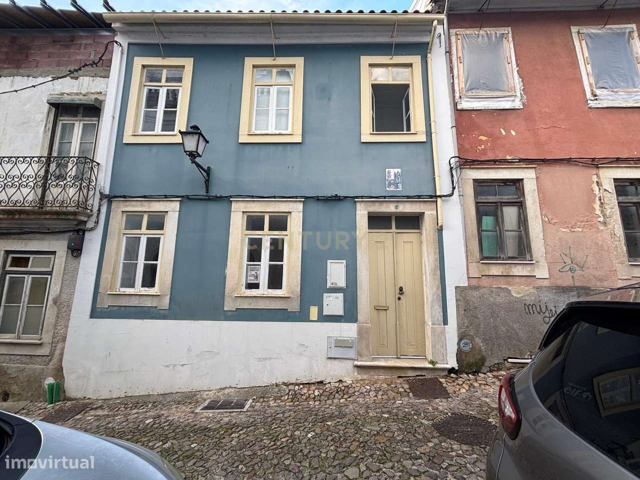 Moradia T3 na Zona Histórica de Coimbra-1