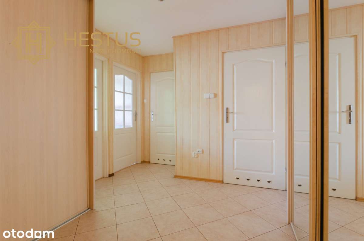 Mieszkanie z centrum miasta na I piętrze - Pełny obrazek: 3/8