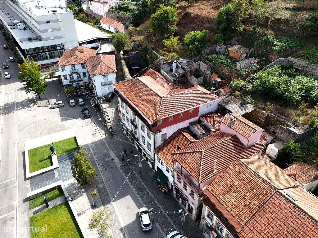 PRÉDIO HISTÓRICO NO CORAÇÃO DE AMARANTE - Grande imagem: 4/20