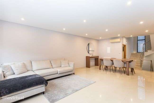 Moradia V3 Vende Alto das Barreiras Montijo-8