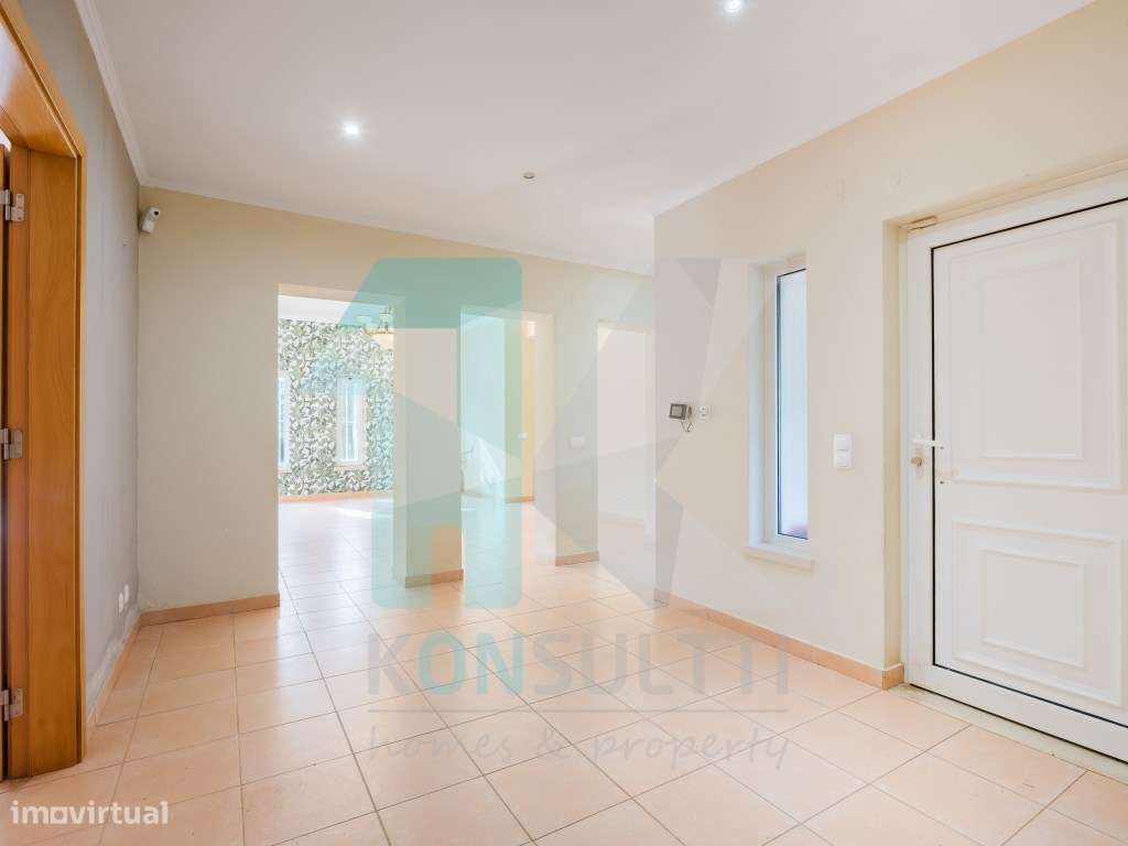 Moradia Isolada de Luxo com Piscina e Terreno de 1000 m² - Praia da...-33