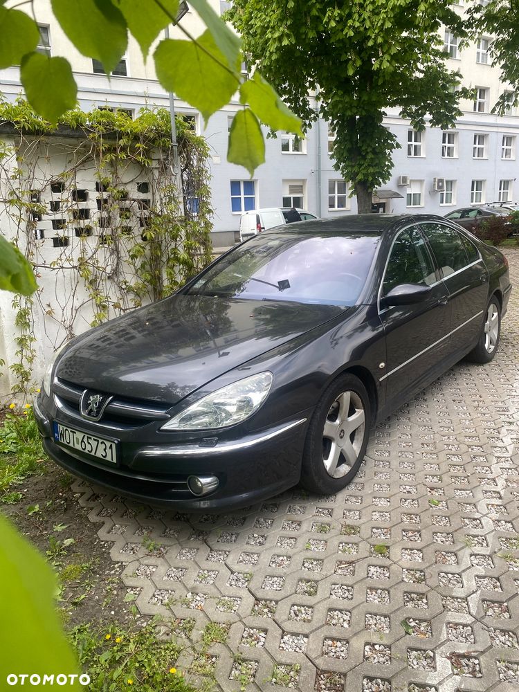 Peugeot 607