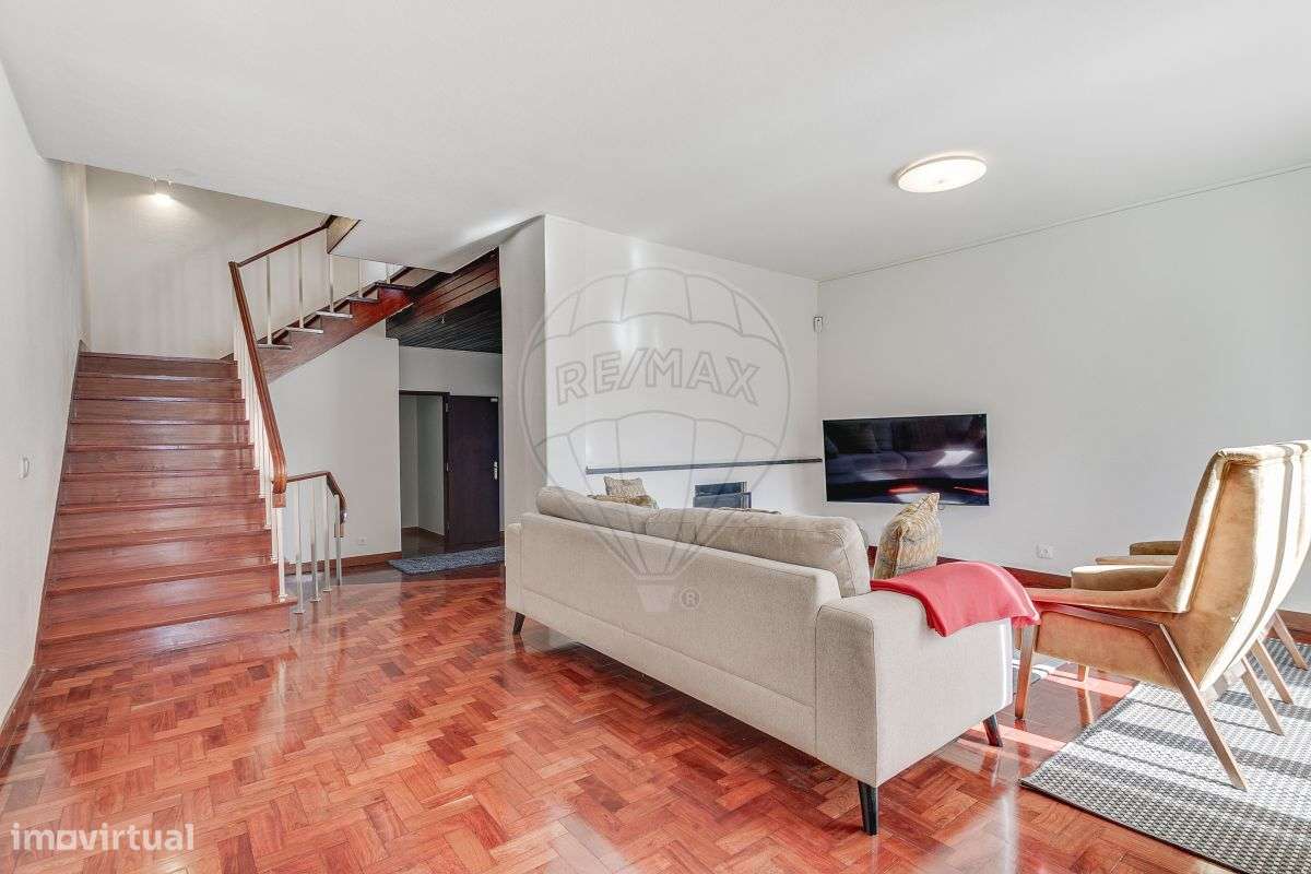 Moradia T4 para arrendamento - Grande imagem: 4/50