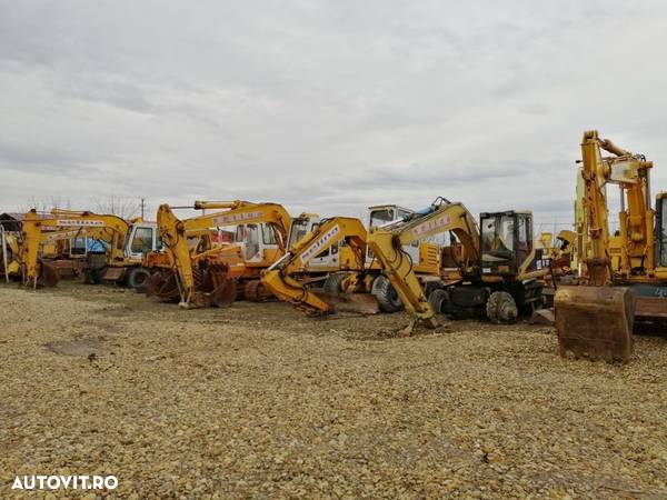 Dezmembrez JCB, CAT, KOMATSU, ATLAS, O&K, LIEBHERR, TEREX, MF, FERMEC, CASE, VOLVO, KOBELCO, HITACHI - 3