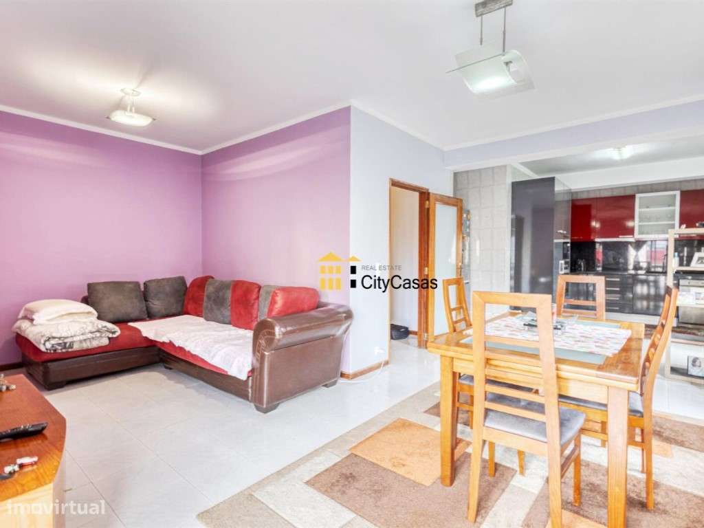 T2 Renovado c/ L. Garagem | Estação de Metro - Grande imagem: 4/31