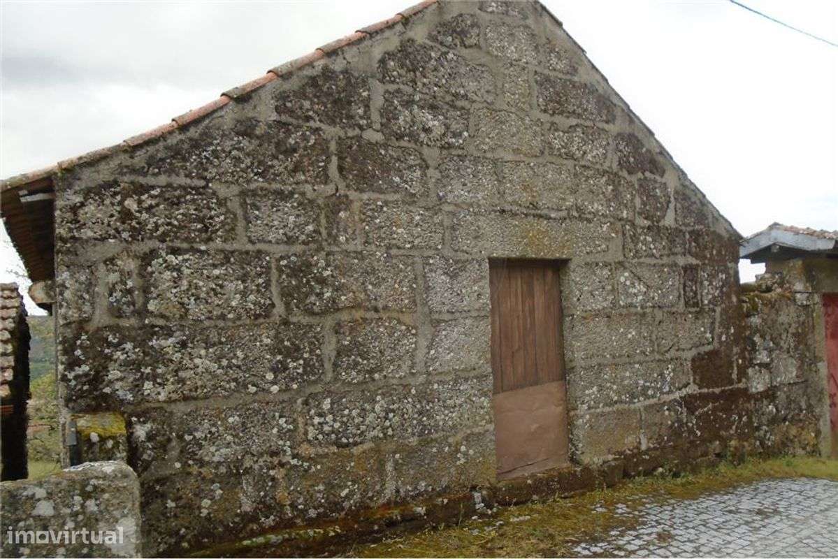 MORADIA DE ALDEIA - Grande imagem: 4/7