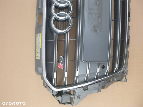 ATRAPA CHŁODNICY GRILL AUDI A3 S3 2013-2016 8V3853651BC CHROM ORYGINALNY - 2