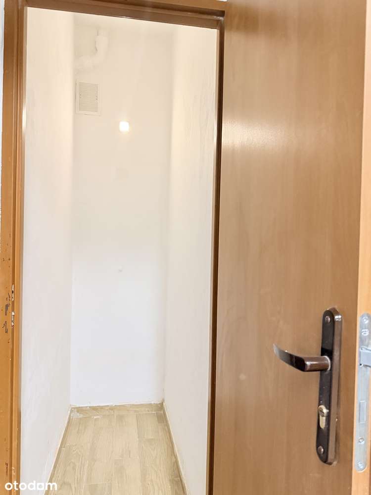 Urokliwa KAWALERKA+ KOMÓRKA w Kamienicy # DUŻY aneks kuchenny #PARKIET-8