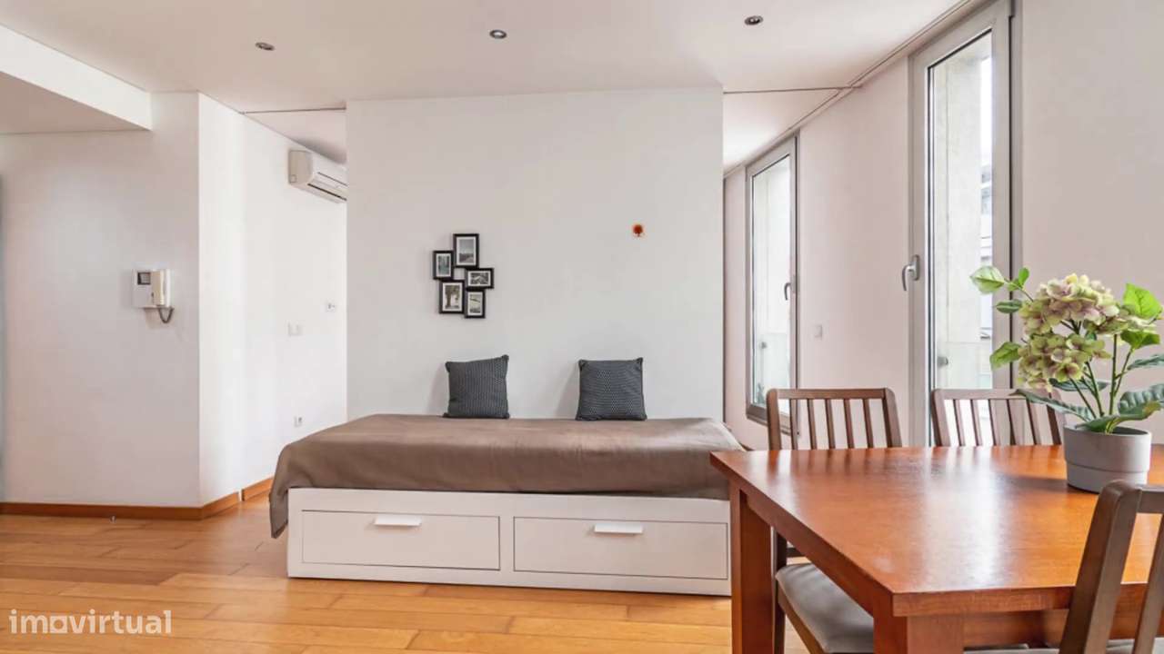 Apartamento T1 com garagem no Bonfim - Grande imagem: 3/12