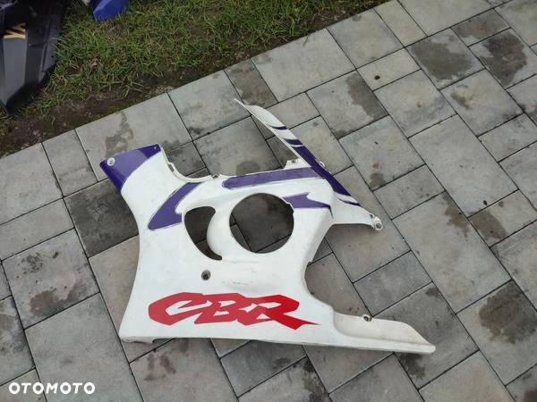 Owiewka, osłona lewa, bok, boczek lewy Honda CBR 600 F3 - 1