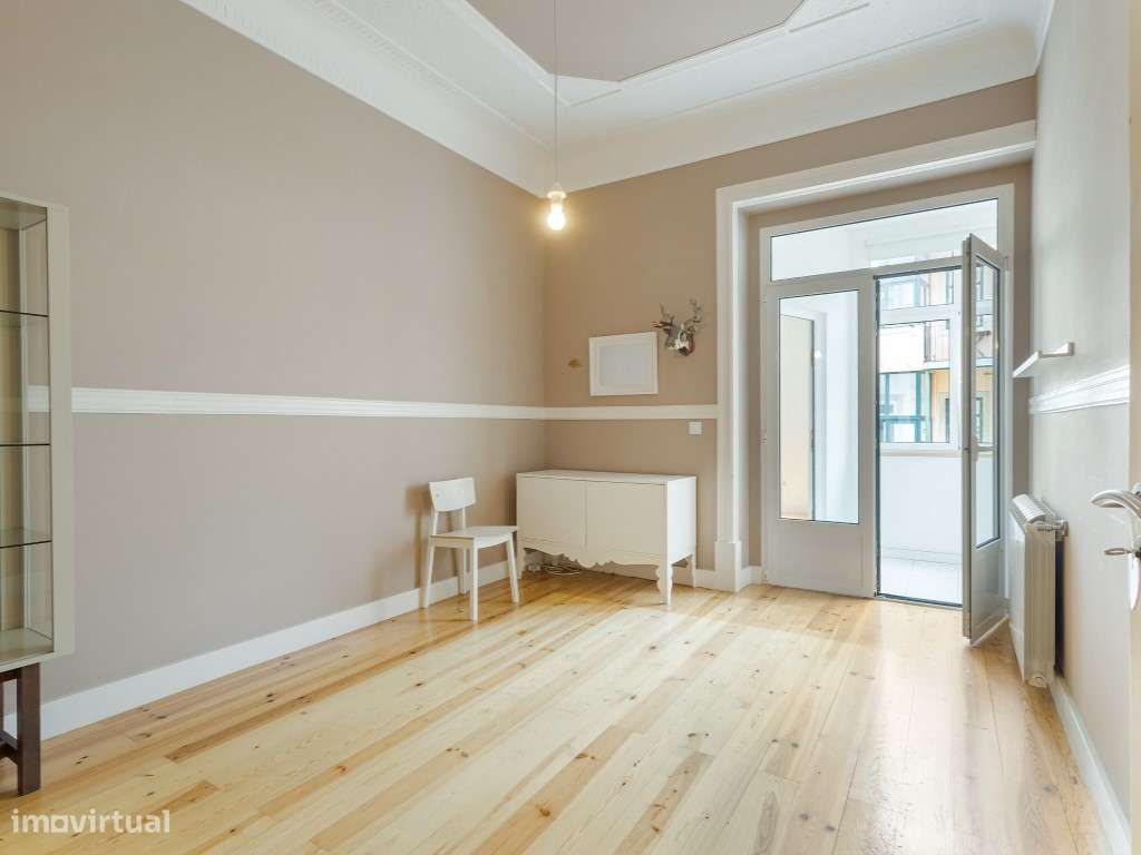 Apartamento T3 duplex junto à Praça de Espanha, Lisboa-8