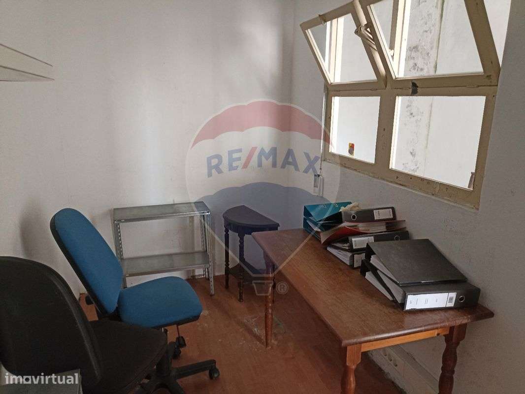 Garagem  para arrendamento - Grande imagem: 4/9