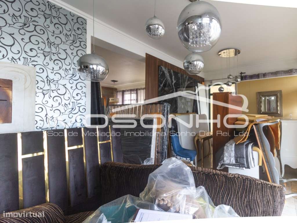 Loja na avenida principal da Praia da Vieira e a pouco metros do areal-10