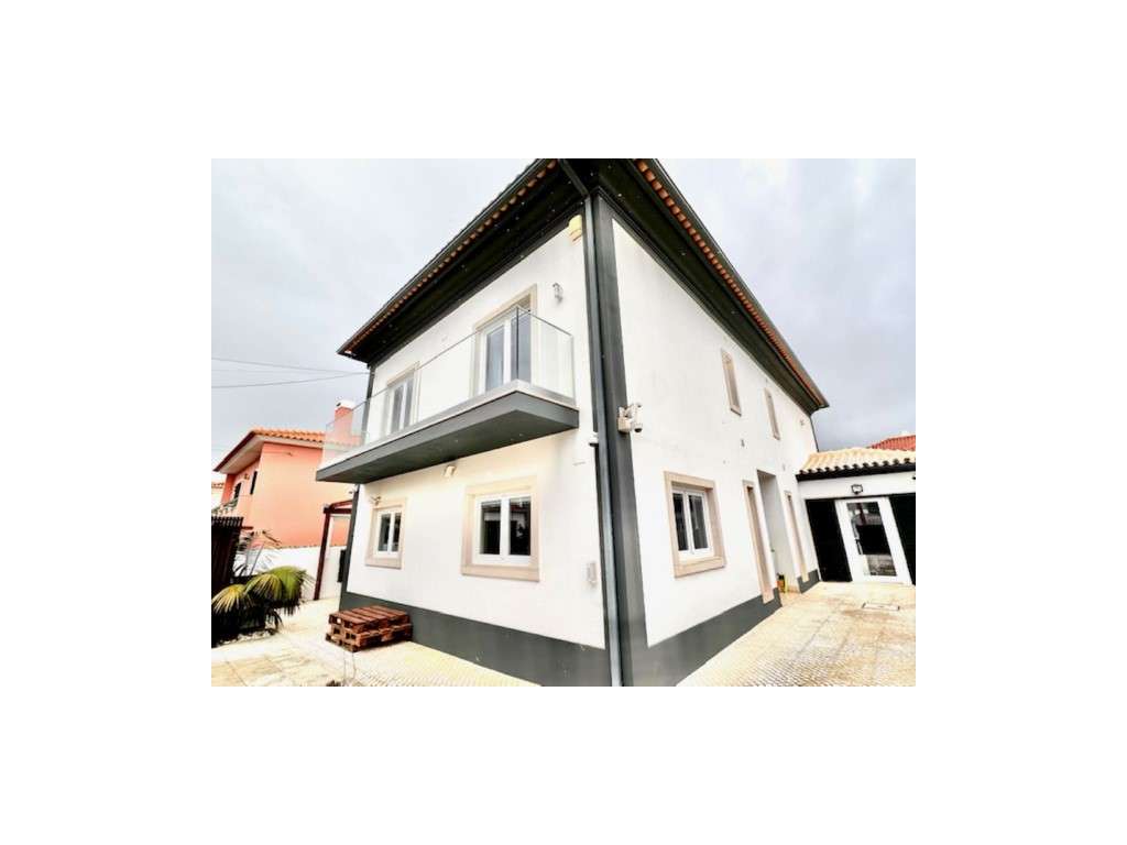 Moradia independente T4+1 em Murches com piscina, Cascais-3