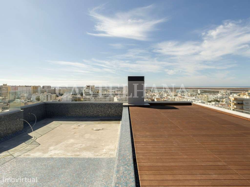 Apartamento T4, com varanda, em Faro - Grande imagem: 5/77