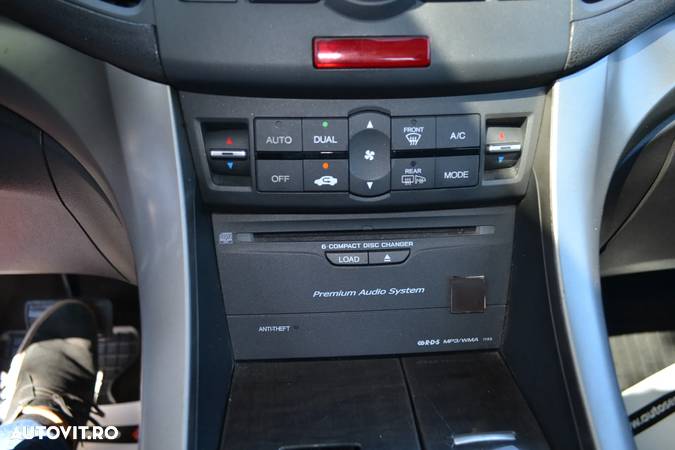 Honda Accord 2.0i Aut Comfort - 11
