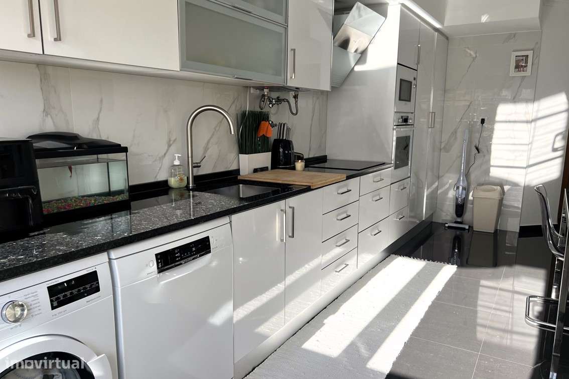 O melhor T2  / Renovado em São João da Talha - Grande imagem: 4/25