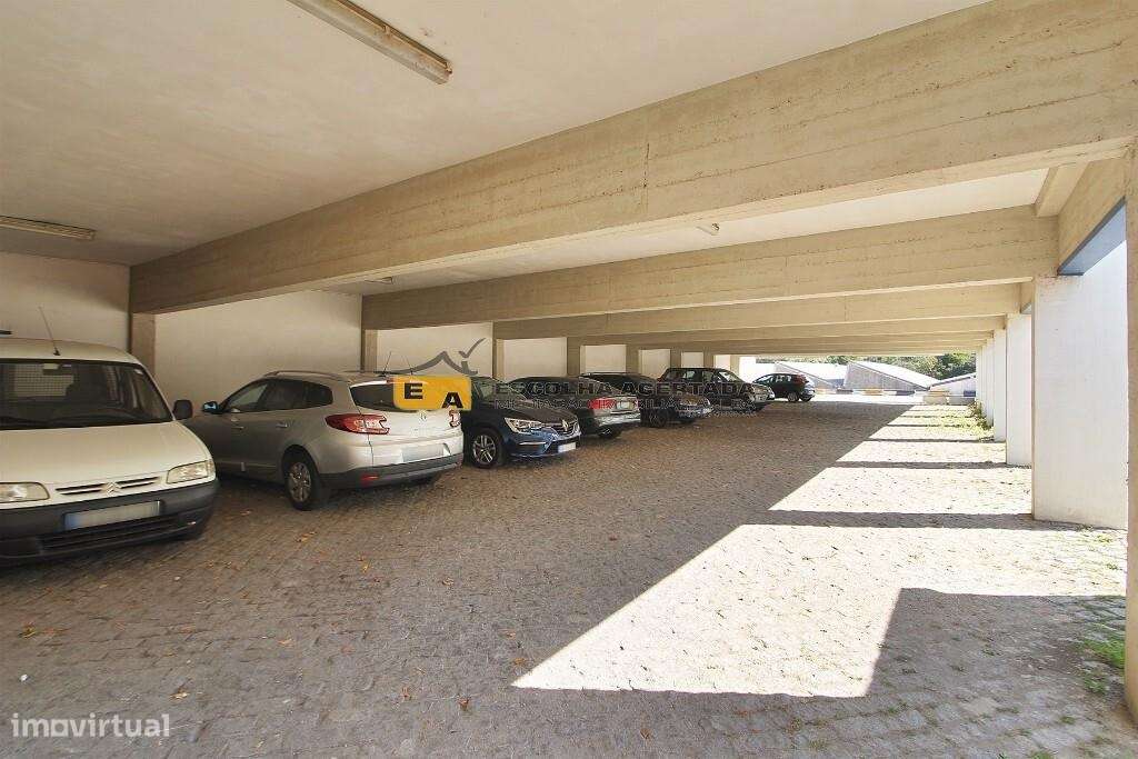 Escritório  com aparcamentos S. Mamede - Grande imagem: 4/14