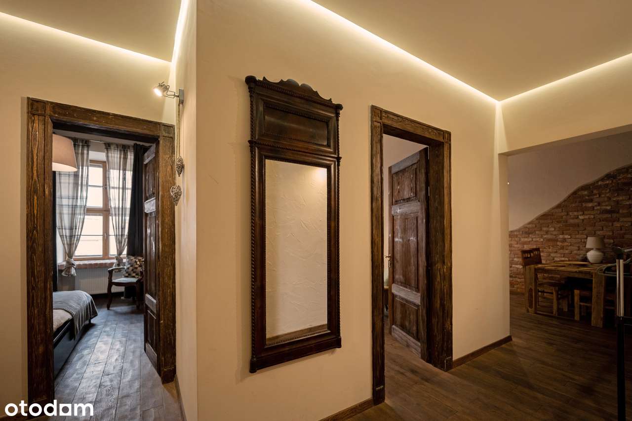 Mieszkanie ul. Grodzka ok. 65 m2 po remoncie 2 piętro 3 pok. Rynek-3