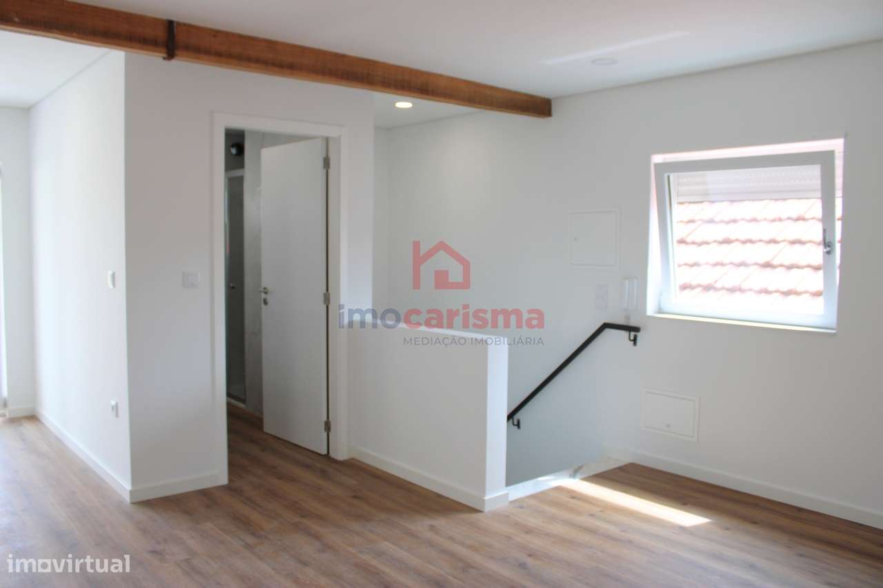 Apartamento T1+1 Com Terraço no Coração de Vizela-10