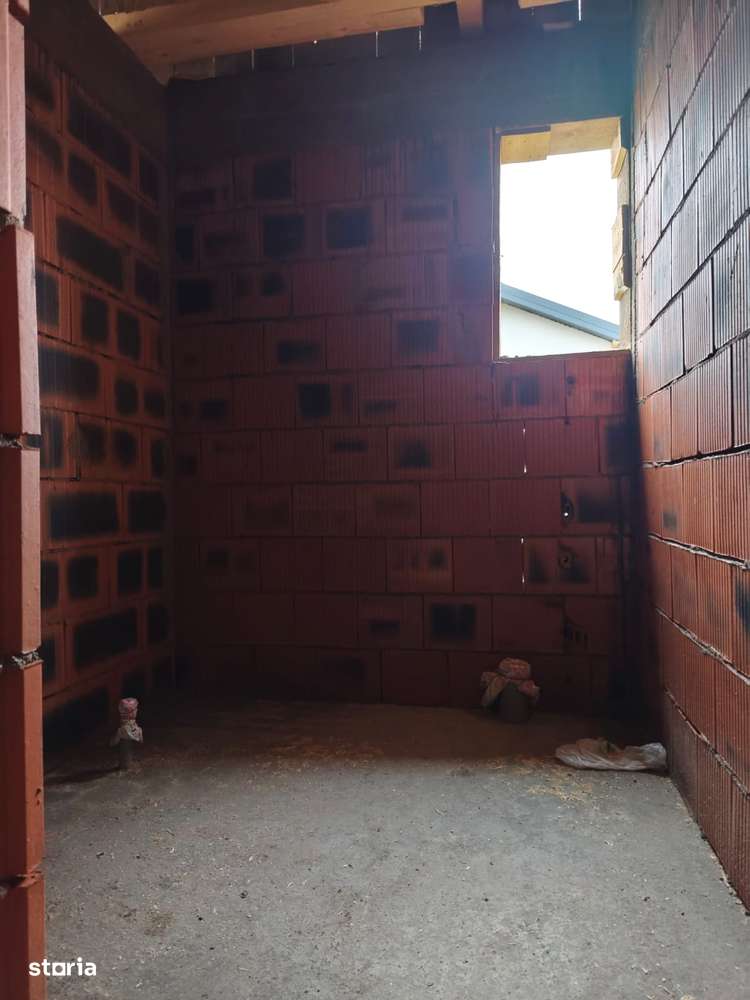 FARA COMISIOANE casa 4 camere 2 bai 400mp regim P+pod terasa la cheie-6