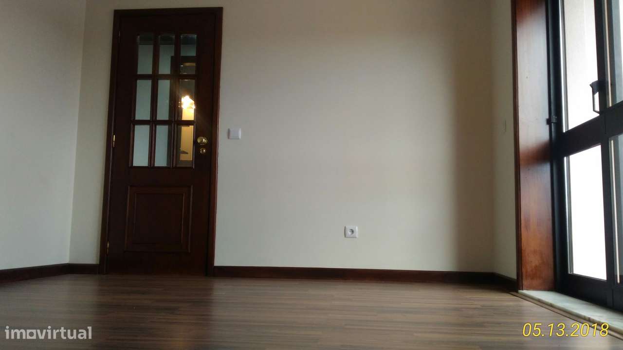 Excelente T1 no Padrão da Légua - Senhora da Hora - Grande imagem: 4/11