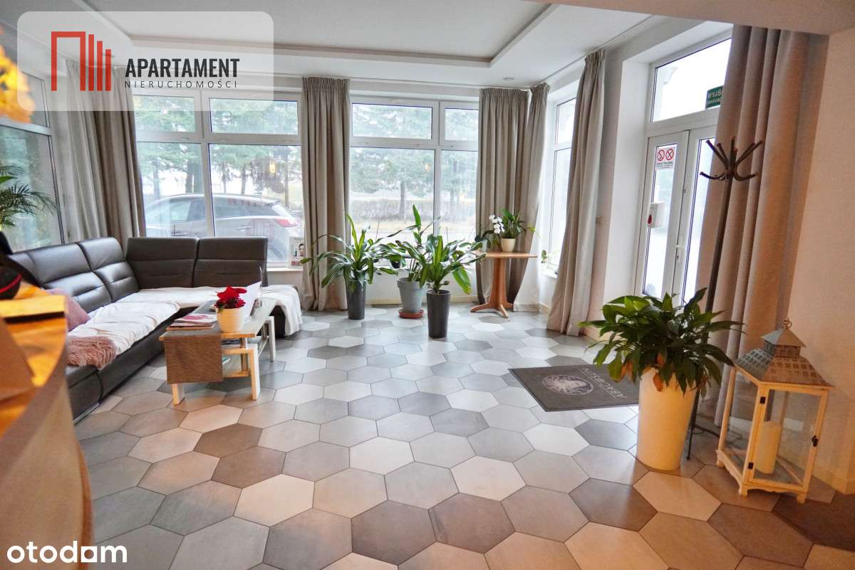 Budynek z potencjałem inwestycyjnym.-13