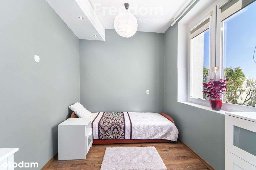 Na sprzedaż, słoneczne 2 pokojowe mieszkanie.-3