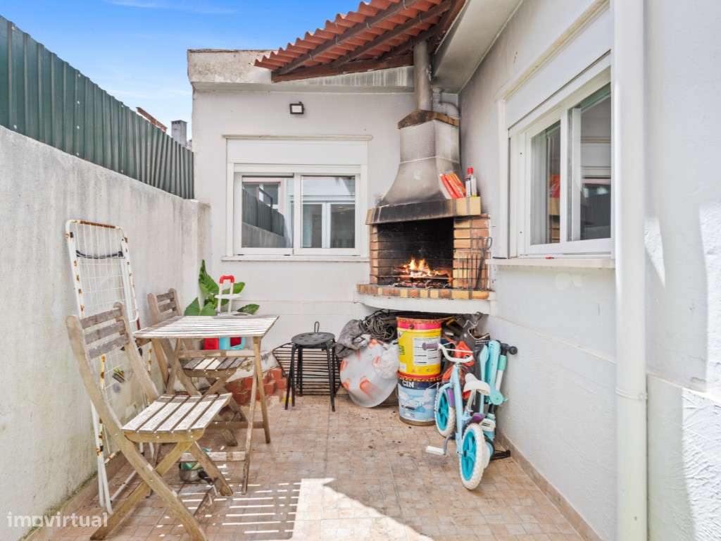 Apartamento localizado no centro da Amadora - junto ao 'Parque Cent...-12
