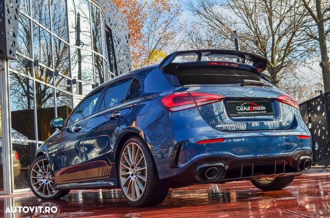 Mercedes-Benz A AMG 35 4MATIC+ Aut. - 30