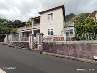 Venda Judicial: Moradia sita em Faial - Santana - Funchal