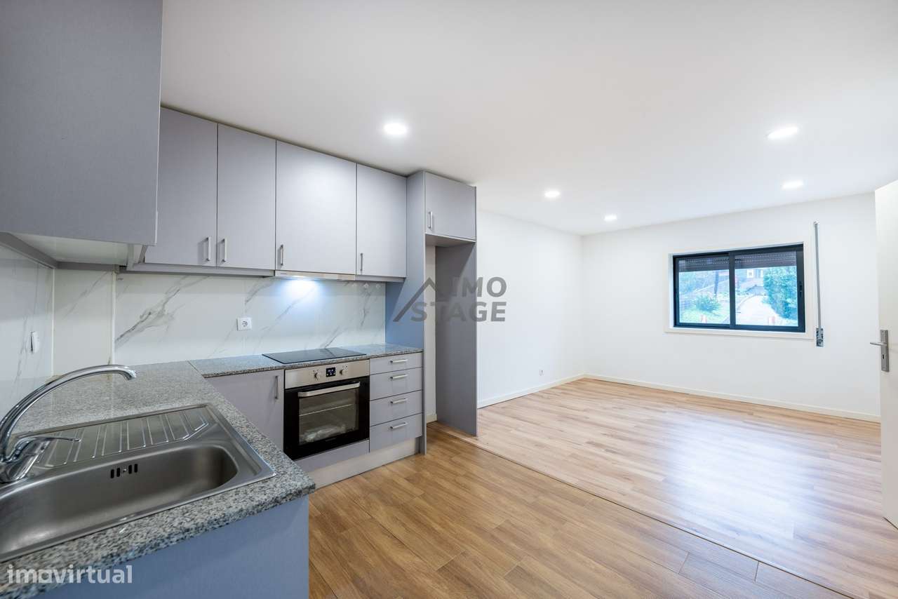 Moradia Bi-Familiar Renovada | Ermesinde – Santa Rita T1+1 e T2-30