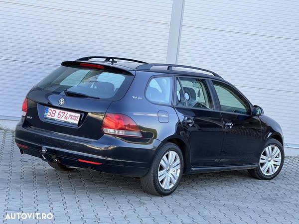 Volkswagen Golf 1.6 TDI DPF Highline - 2